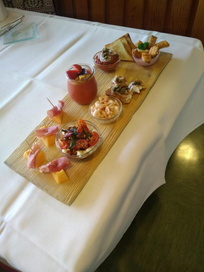 - Restaurant Eierhals Am Agerisee 3*