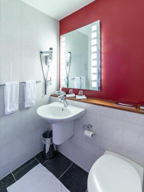 Hotel - Restaurant Eierhals Am Agerisee 3*